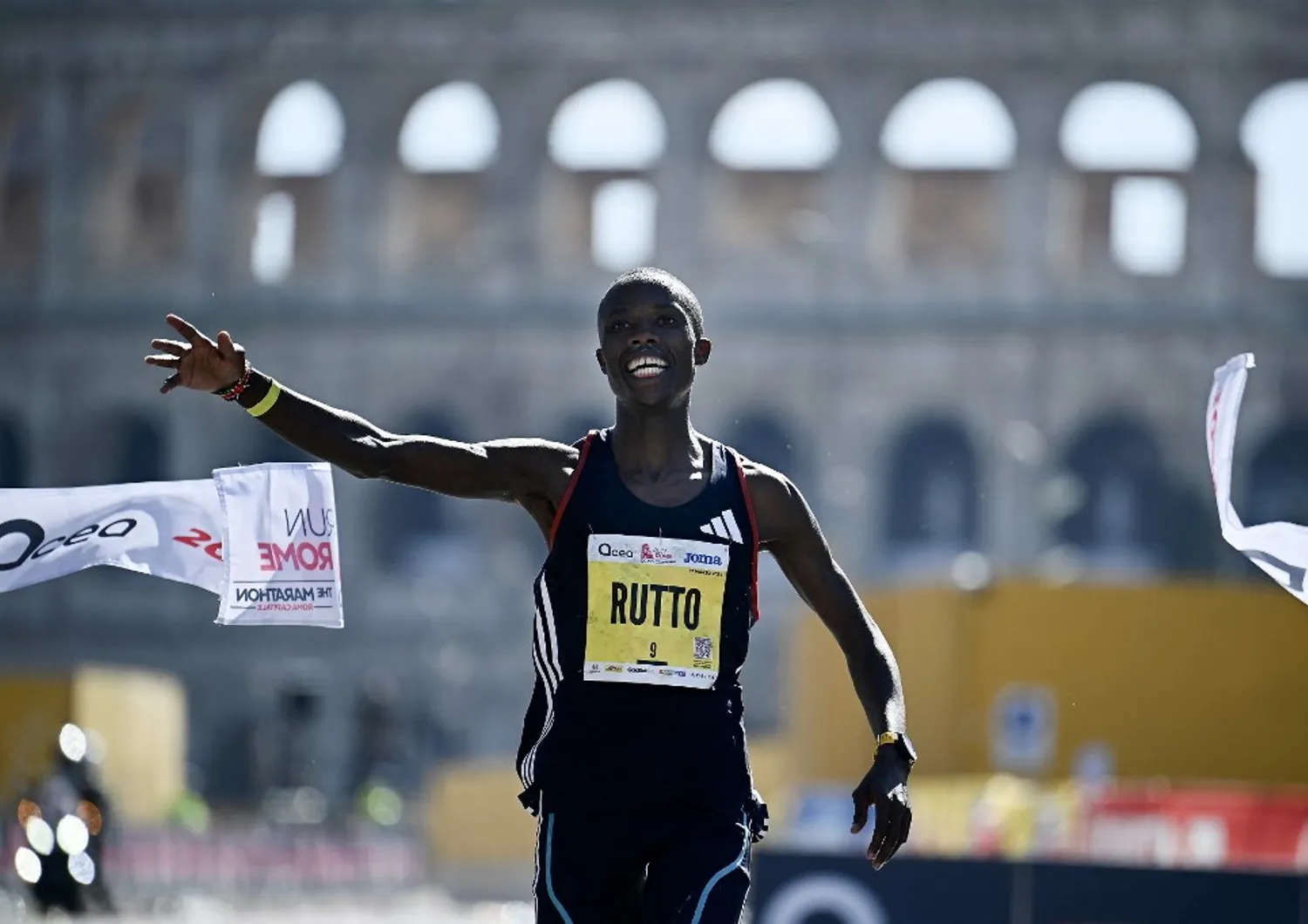 Kenya’s Asbel Rutto Breaks Record to Win Rome Marathon