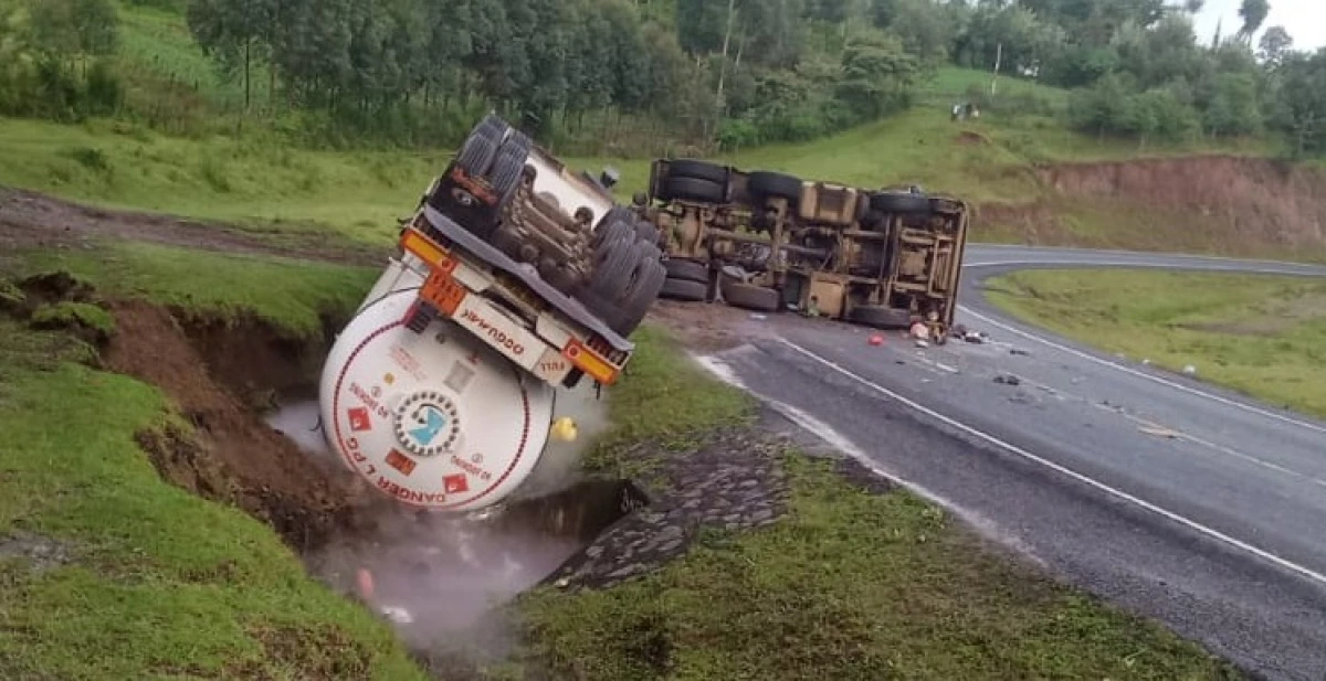 Kenya:Truck Carrying LPG Gas Overturns in Kericho