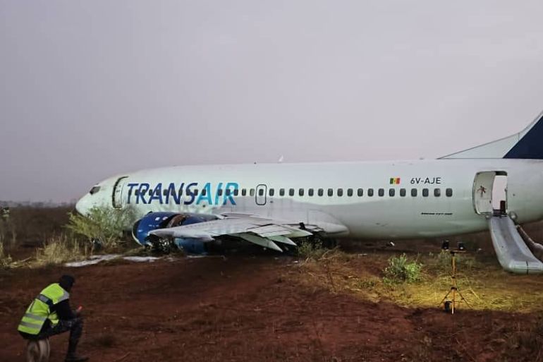 10 Injured after Plane Skids Off Runway in Senegal