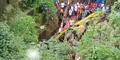 Kenya:8  People Dead after 32 Seater Matatu Plunges into Mbagathi River in Karen.
