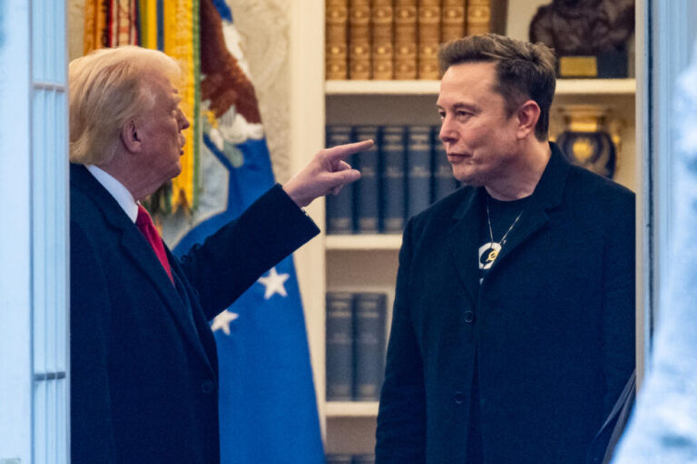 Trump vs Musk: A Billionaire Feud That Could Shake U.S. Politics and Business